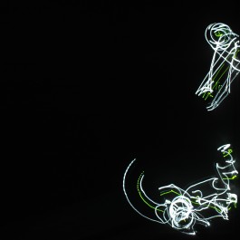 Photofeedback robots drawing with light
